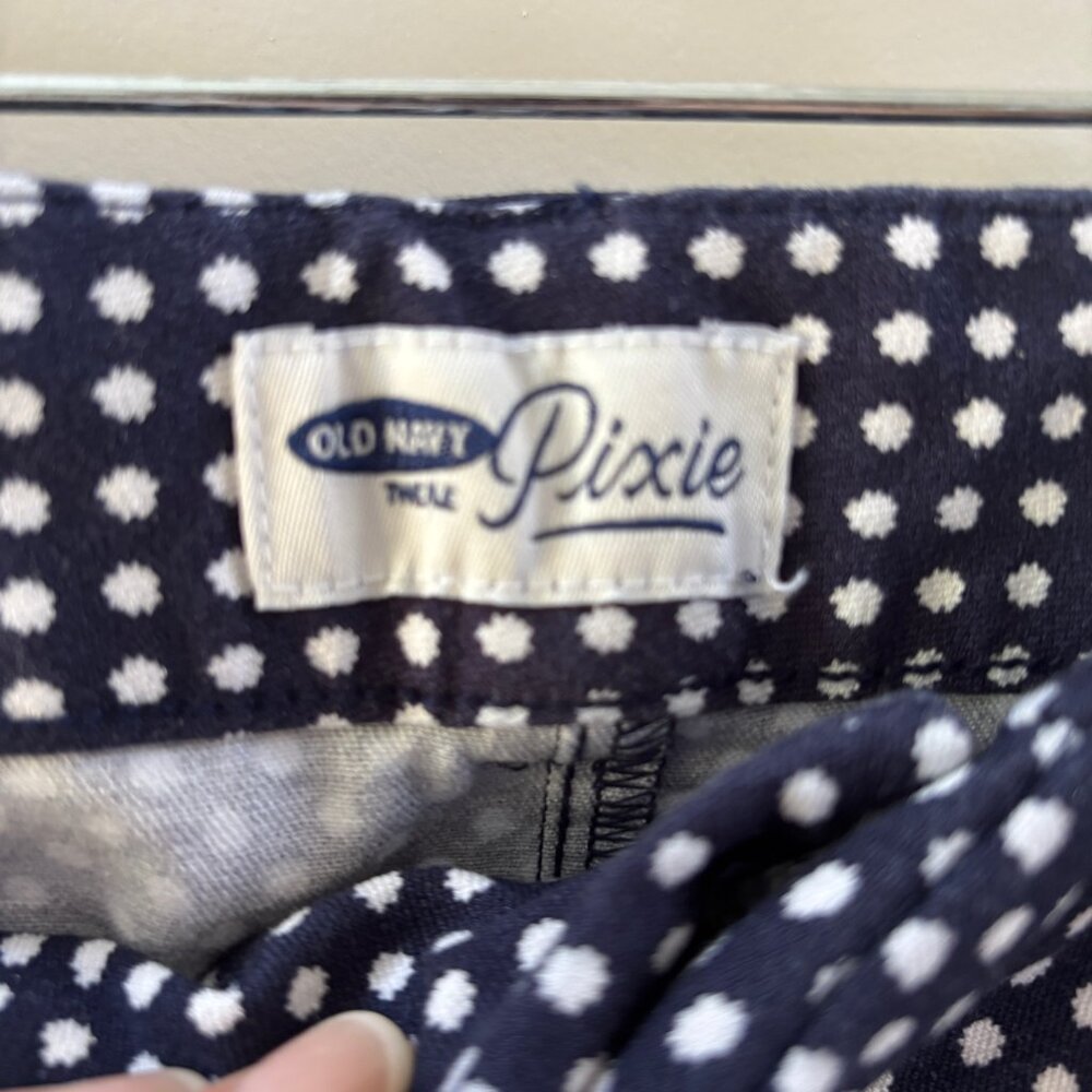 Old Navy Pixie Pant - image 2